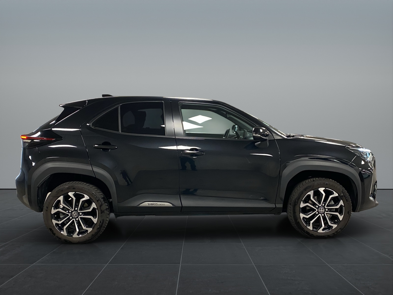 TOYOTA YARIS Cross 1.5 Trend HSD-image-7
