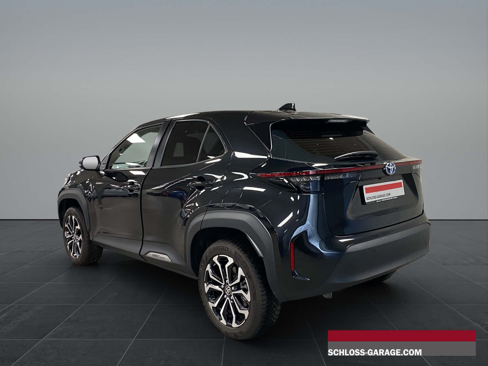 TOYOTA YARIS Cross 1.5 Trend HSD-showroom-element-3