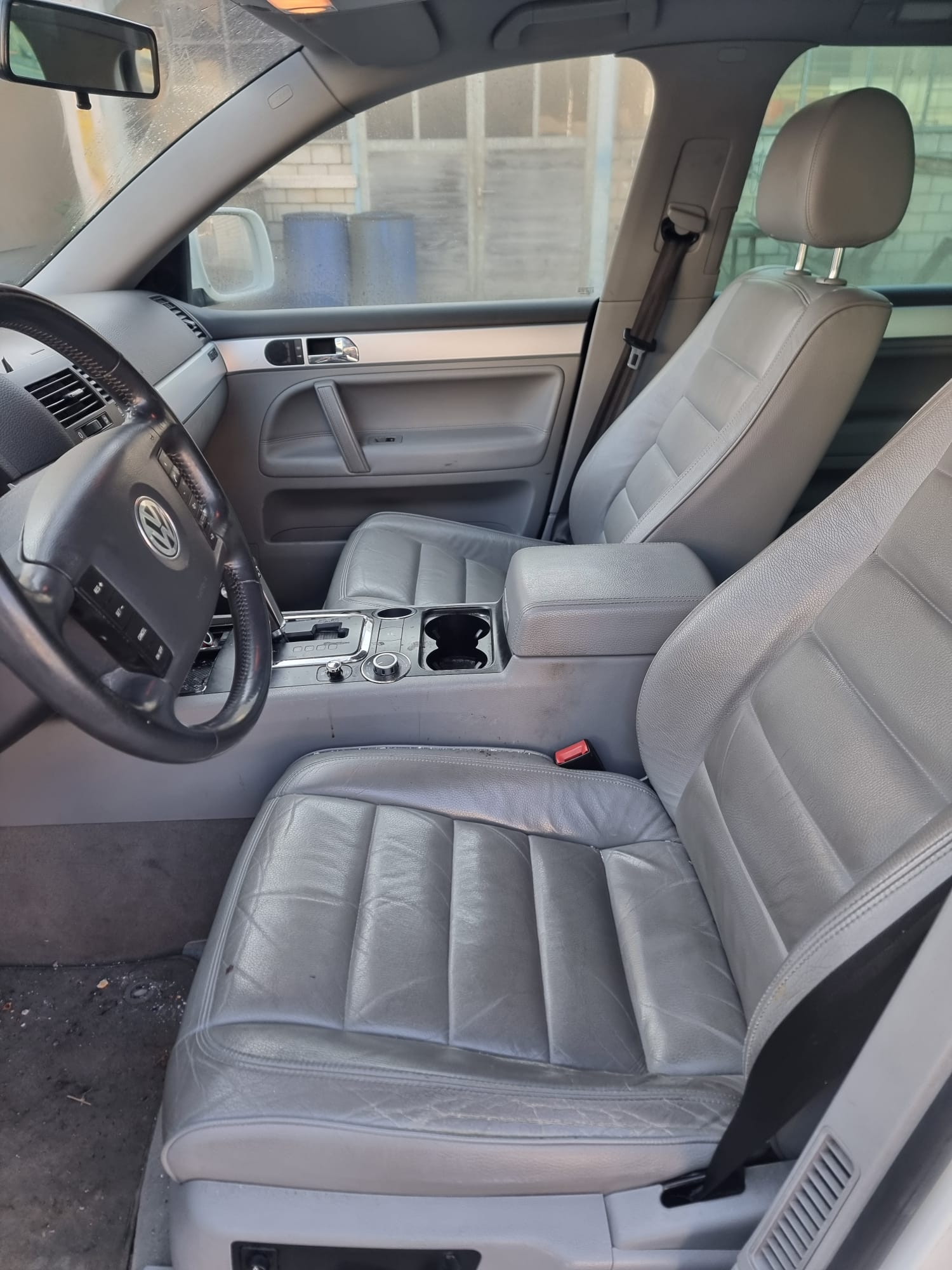 VW Touareg 3.0 TDI-image-7