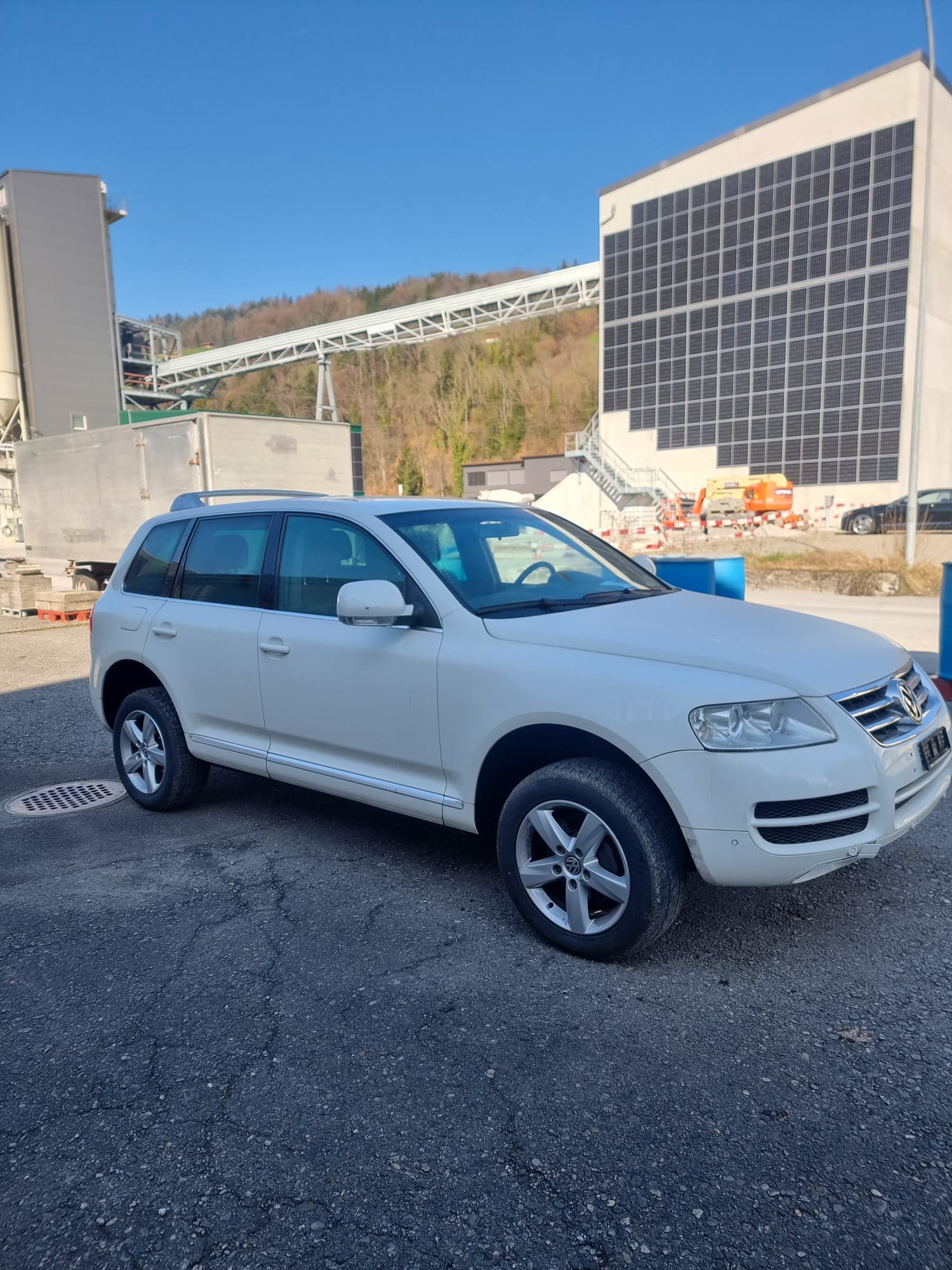 VW Touareg 3.0 TDI-image-1