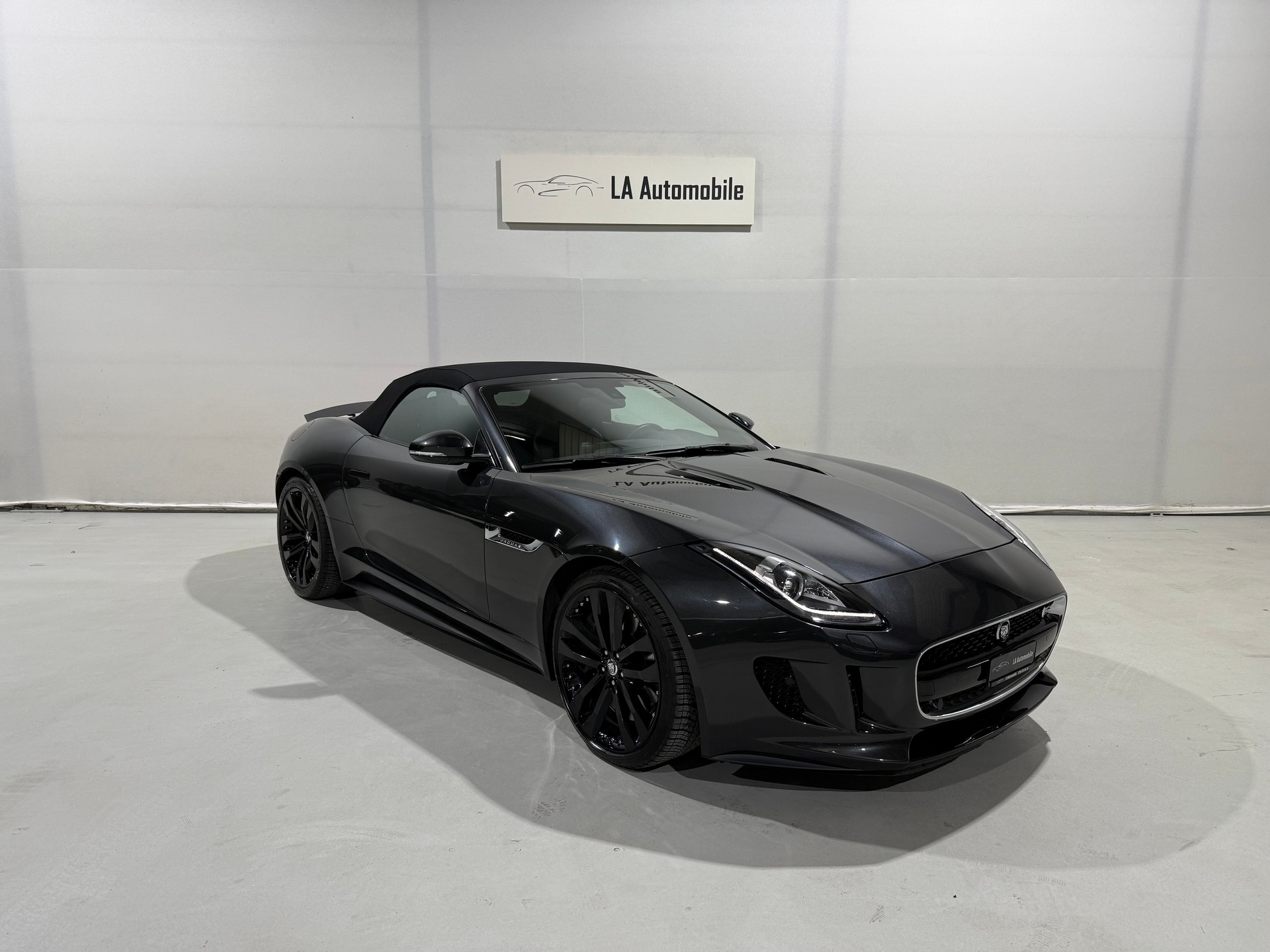 JAGUAR F-Type Convertible S 5.0 V8 S/C-image-5