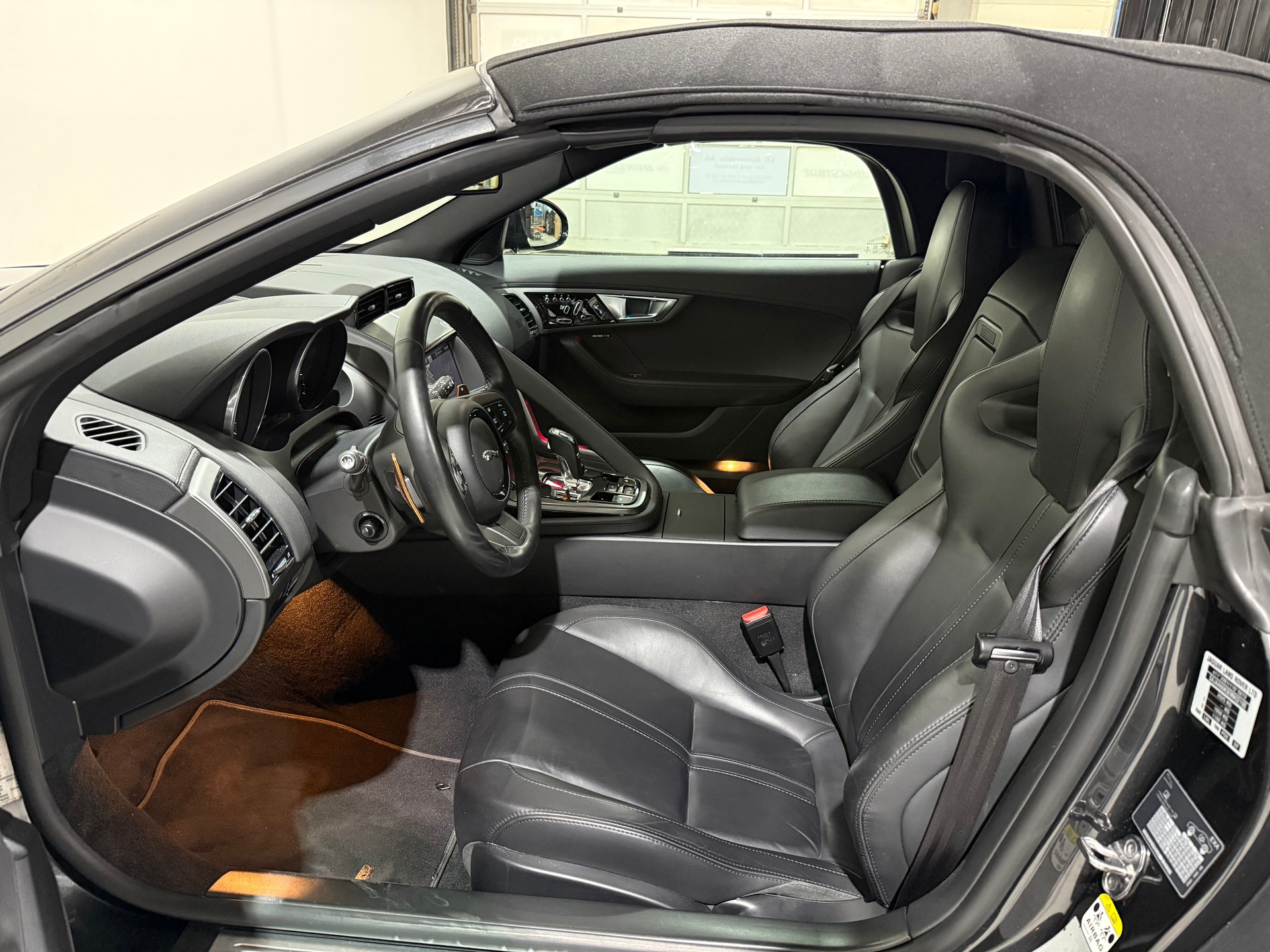 JAGUAR F-Type Convertible S 5.0 V8 S/C-image-11