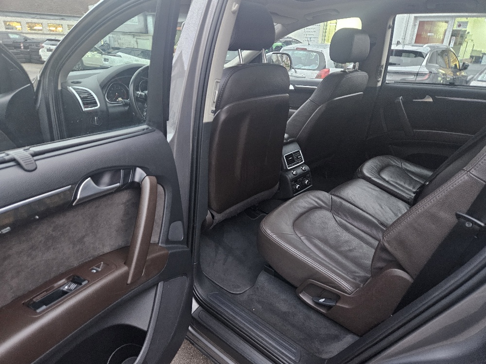 AUDI Q7 3.0 TFSI quattro tiptronic-image-12