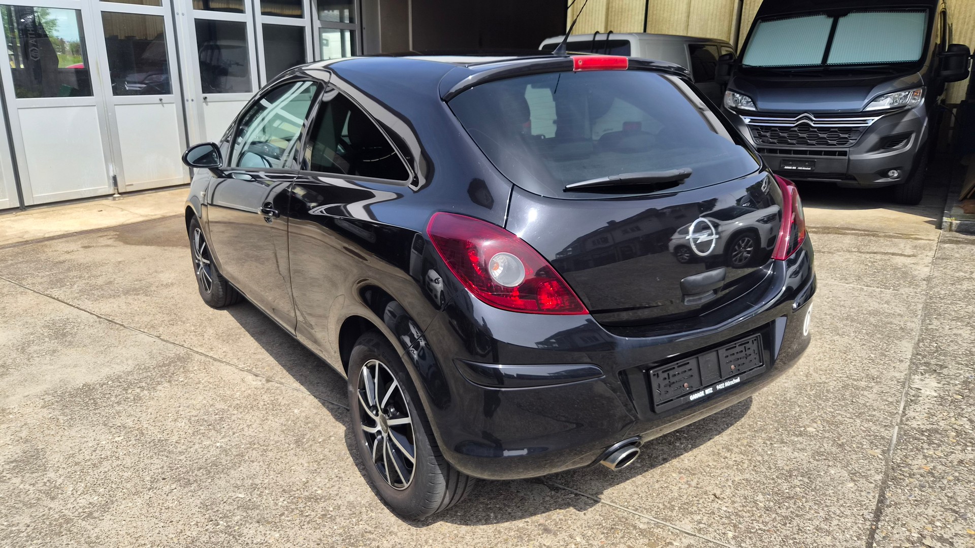 OPEL Corsa 1.4 TP Enjoy-image-2
