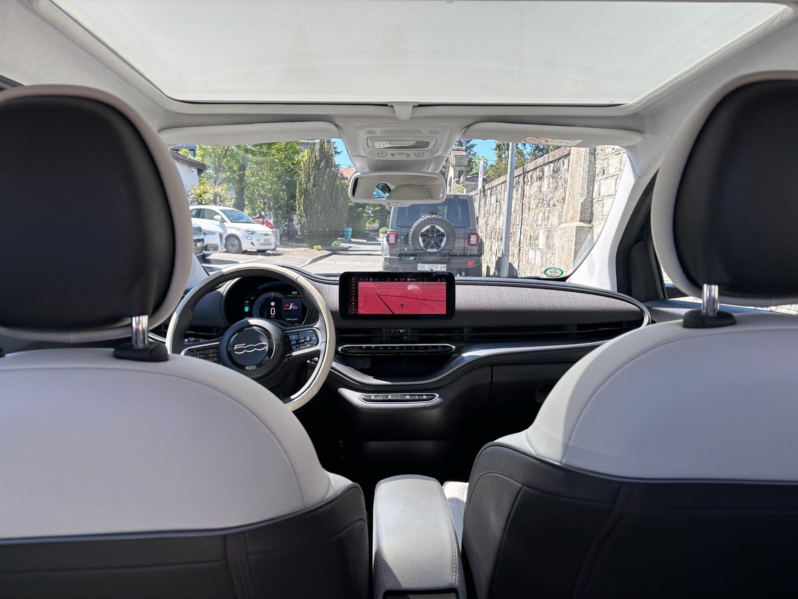 FIAT 500 electric 87 kW La Prima-image-6