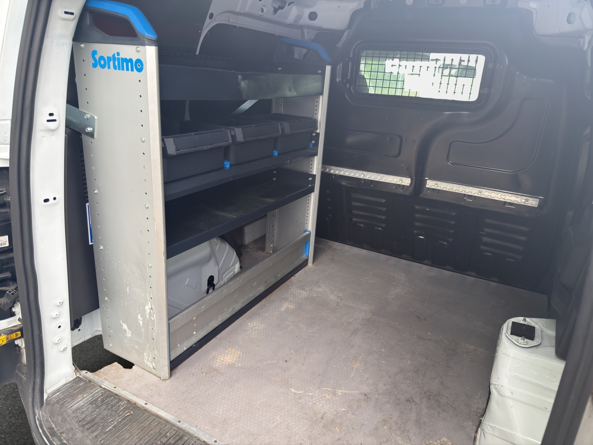 FORD Transit Courier 1.5 TDCi Trend-image-15