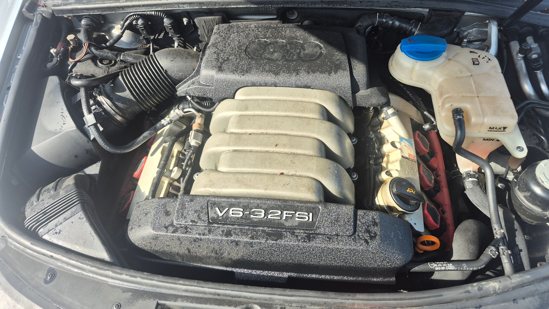 AUDI A6 Avant 3.2 V6 FSI quattro-image-11