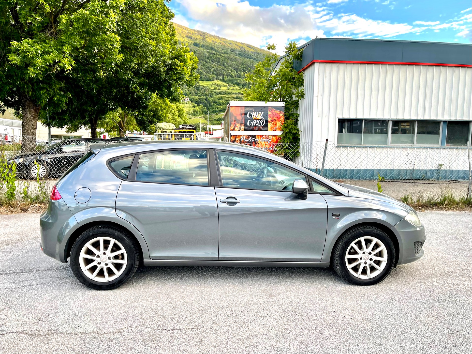 SEAT Leon 1.8 TSI FR DSG-image-22