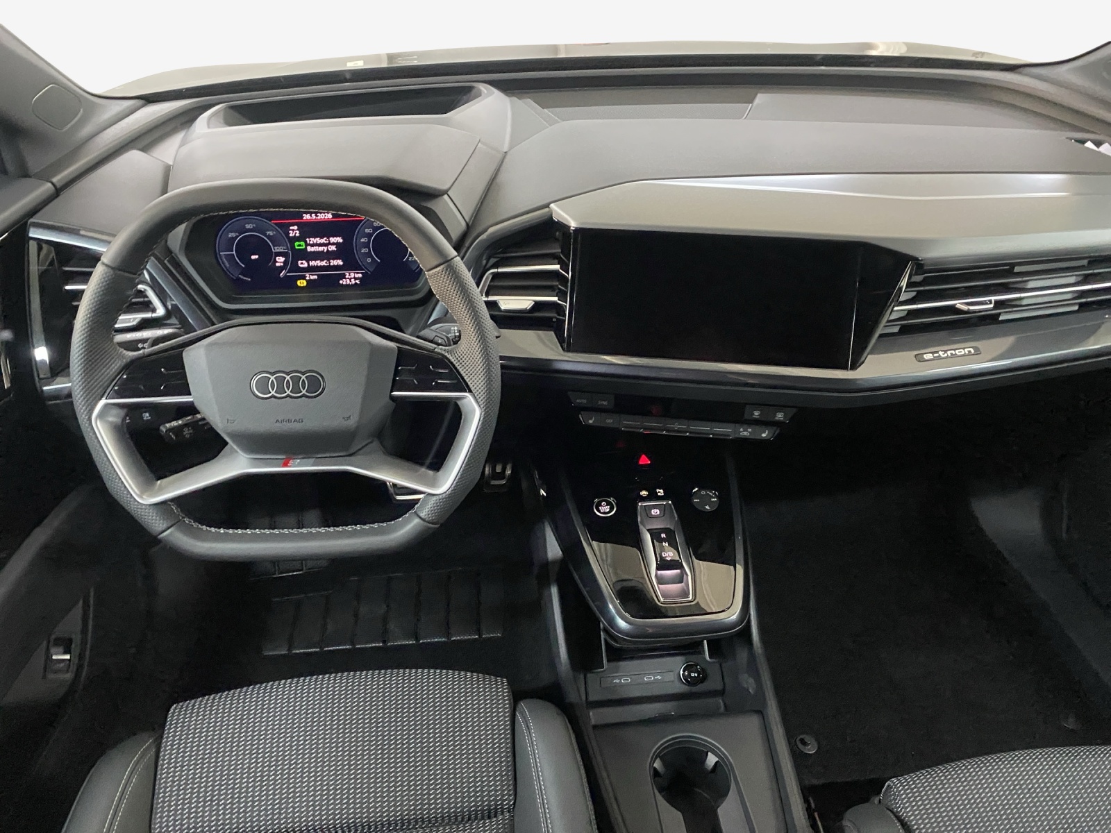 AUDI Q4 e-tron 45 Edition Swiss Ski quattro-image-8