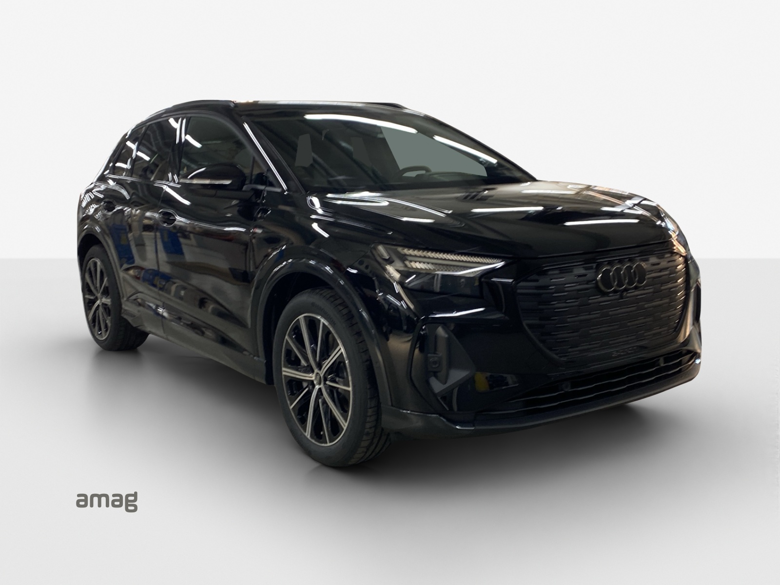 AUDI Q4 e-tron 45 Edition Swiss Ski quattro-image-5