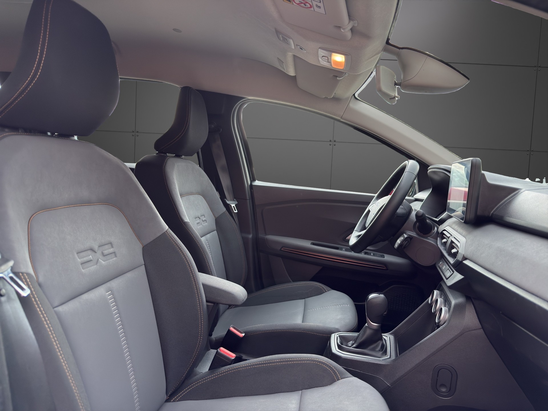 DACIA Jogger HEV 140 Extreme-image-9