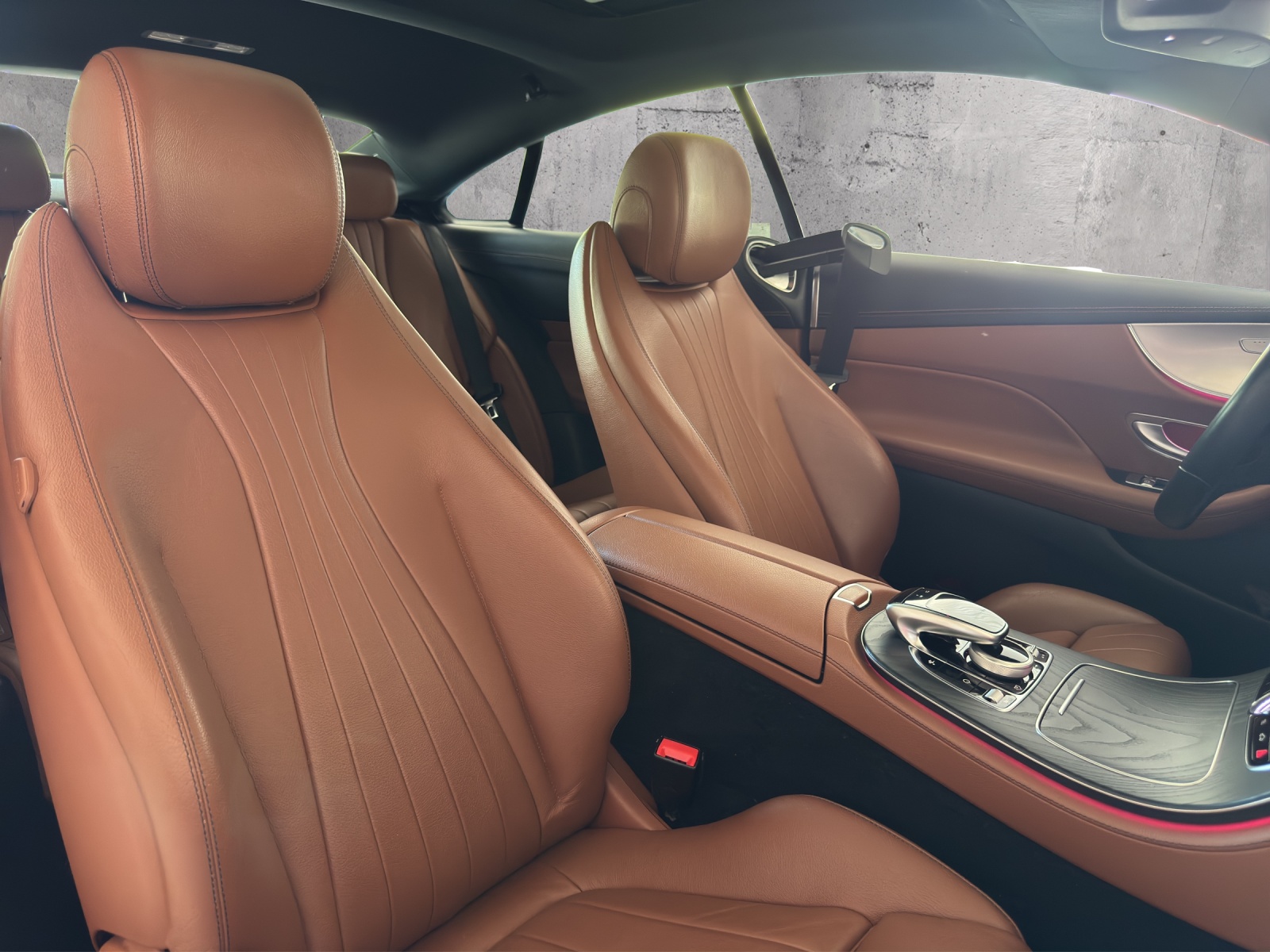 MERCEDES-BENZ E 220 d Coupé Avantgarde 9G-Tronic-image-13