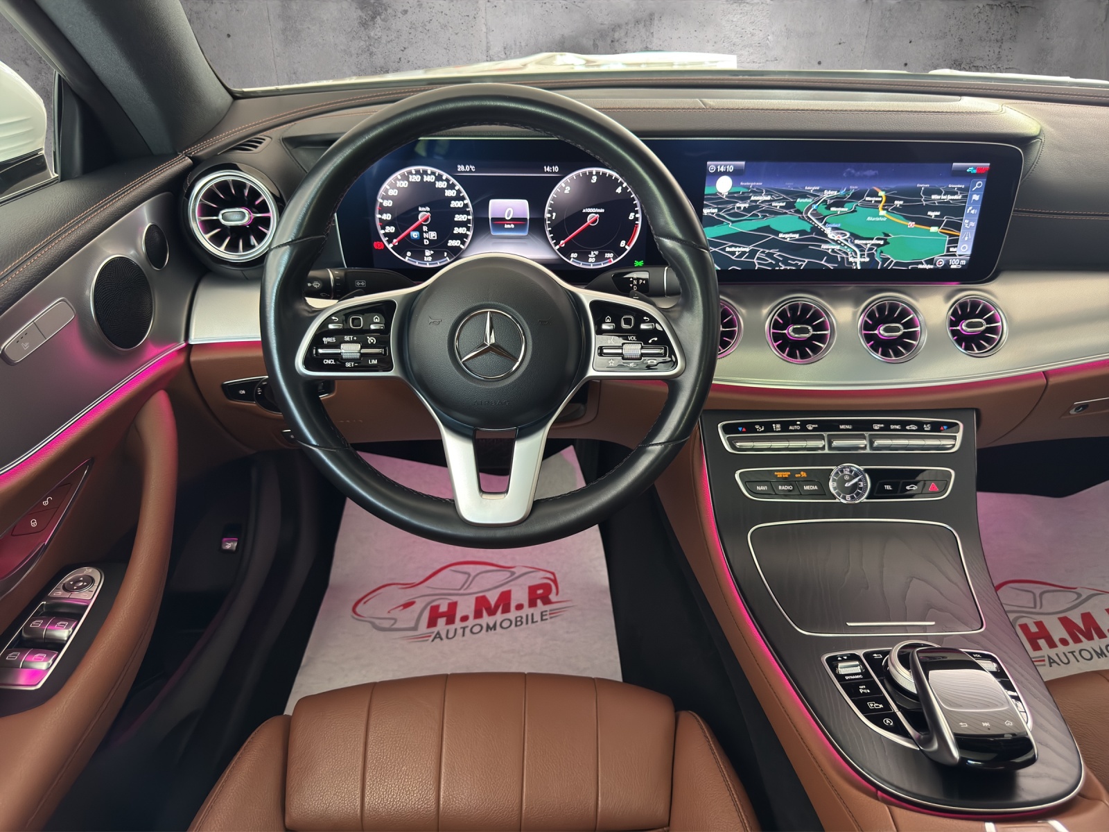 MERCEDES-BENZ E 220 d Coupé Avantgarde 9G-Tronic-image-11