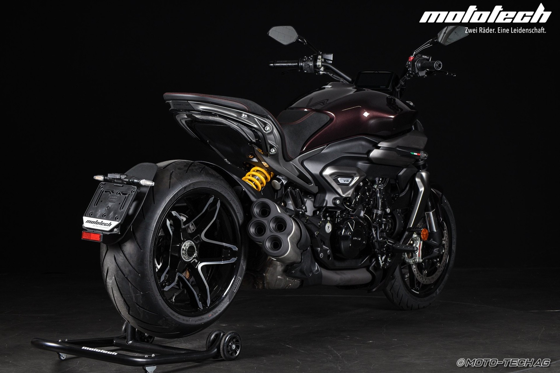 DUCATI X Diavel V4 / 4 JAHRE GARANTIE-image-3