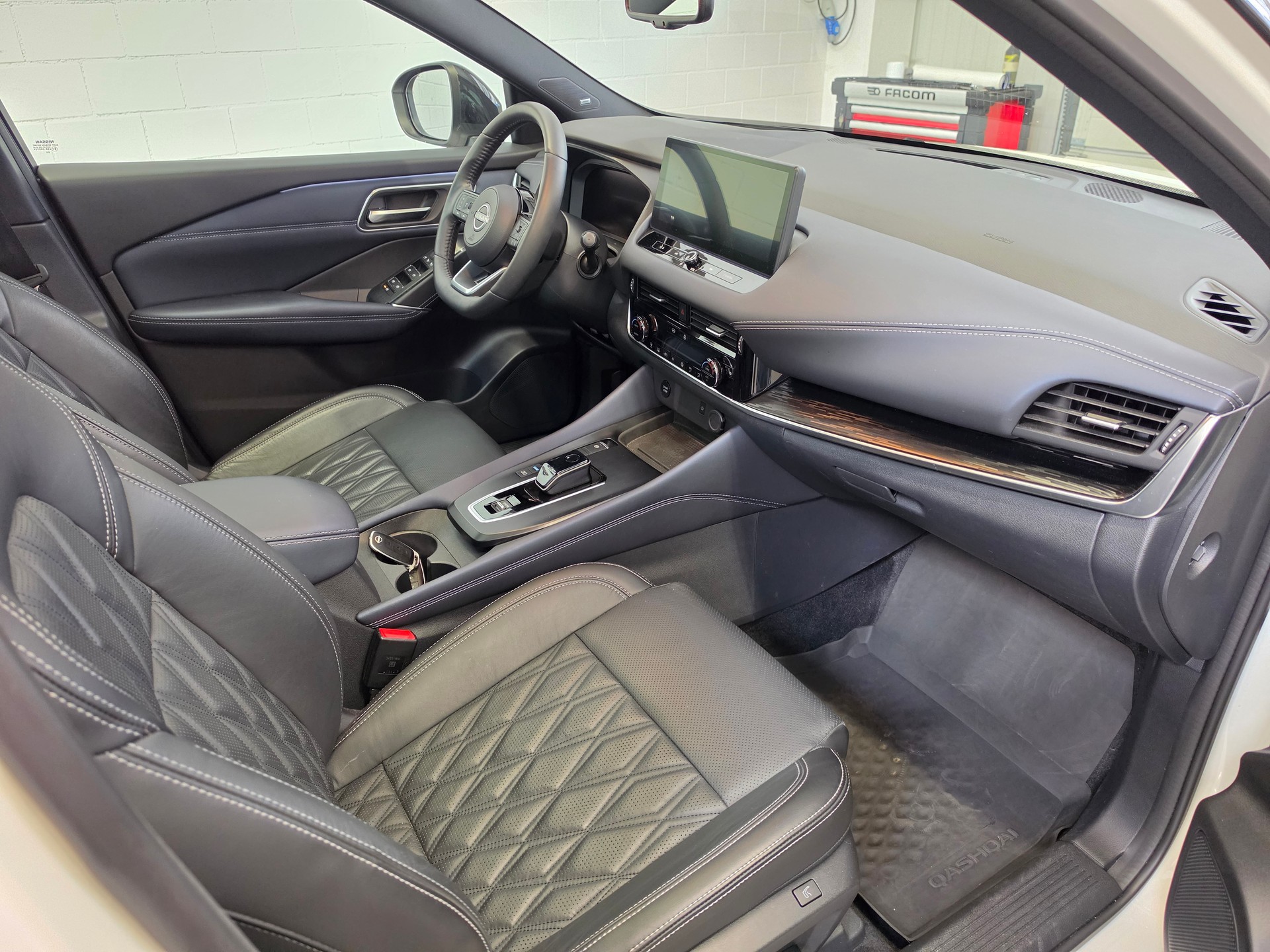 NISSAN Qashqai 1.5 VC-T e-Power Tekna+-image-23