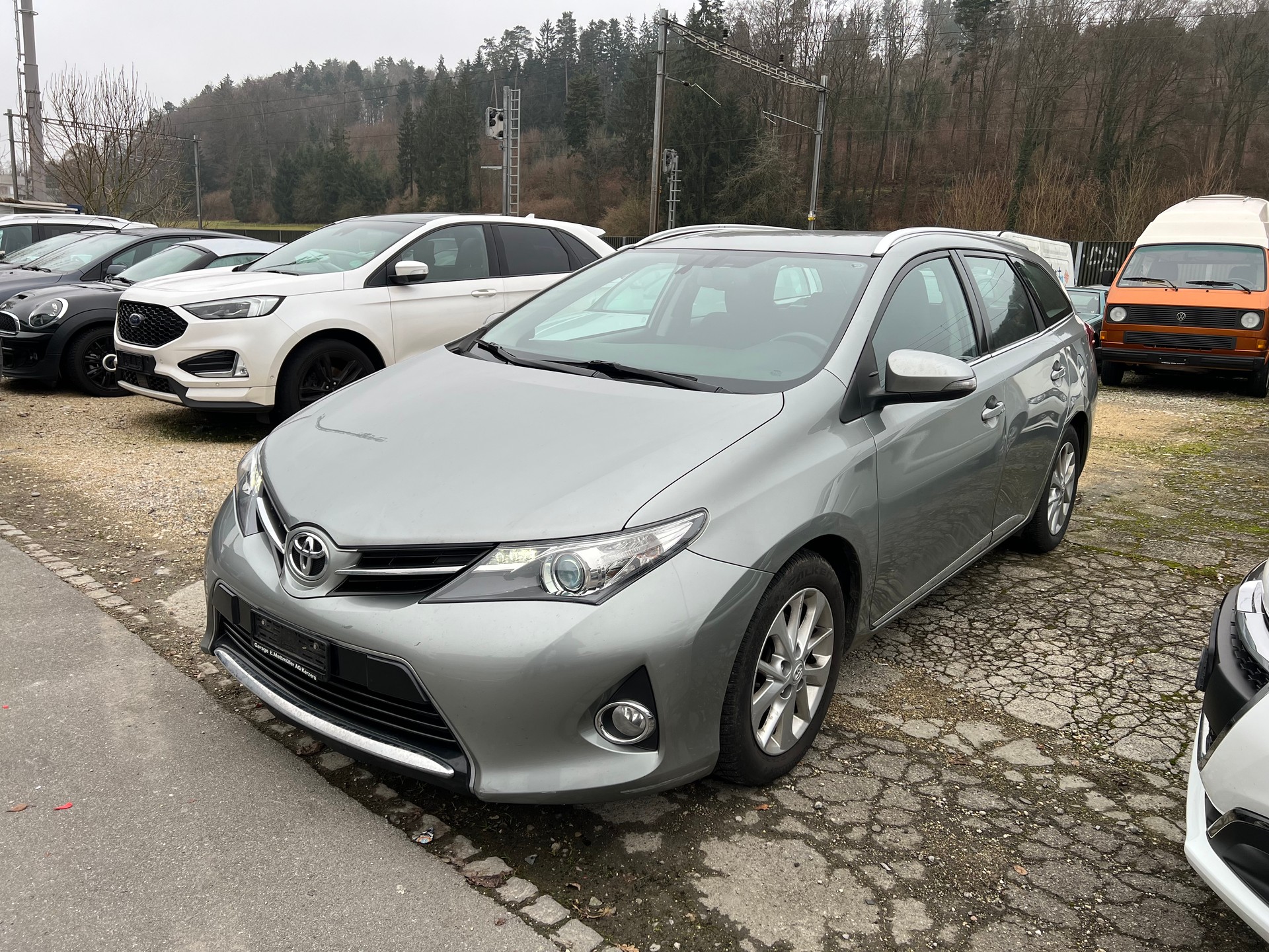 TOYOTA Auris 1.6 Luna Touring Sports Automatic-frisch ab Mfk
