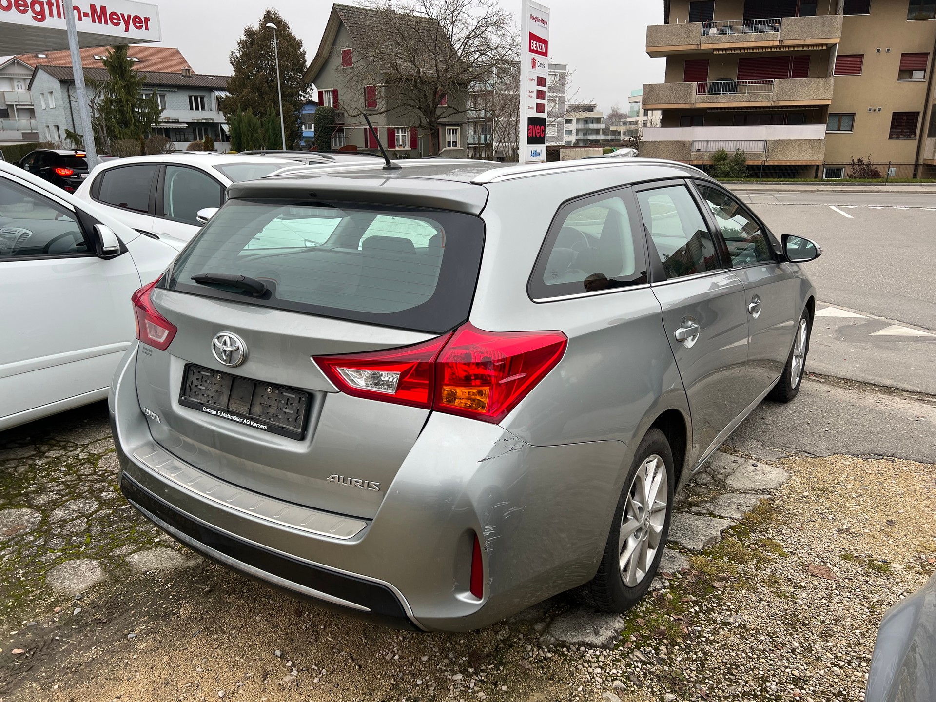 TOYOTA Auris 1.6 Luna Touring Sports Automatic-frisch ab Mfk-showroom-element-2