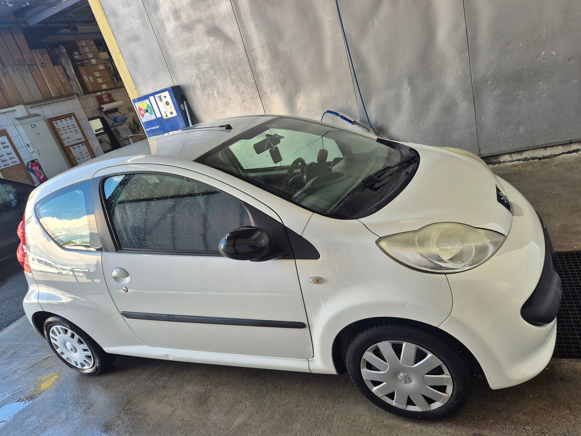 PEUGEOT 107/1.0-image-4