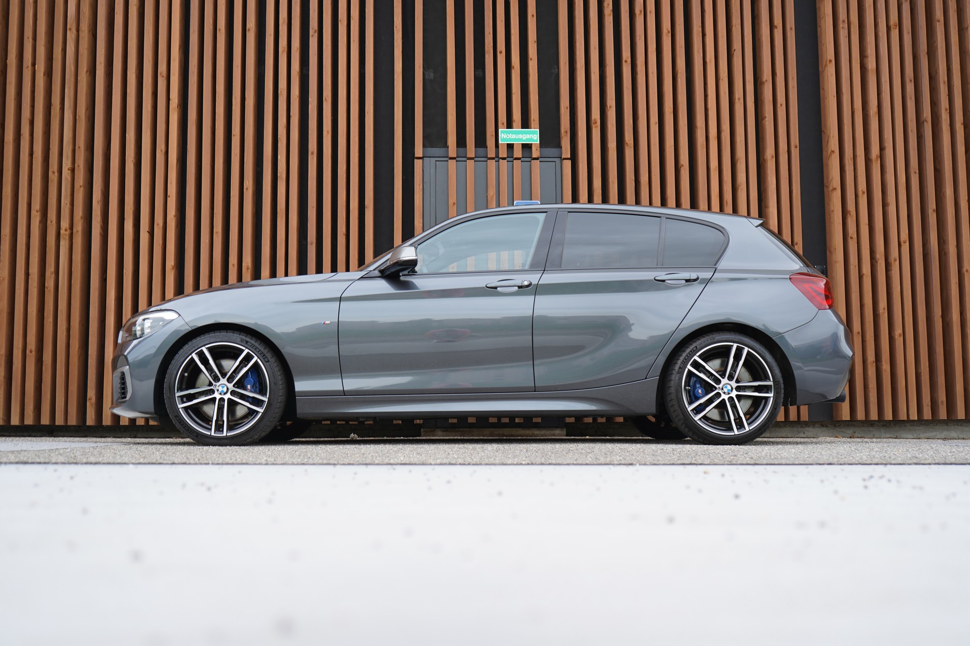 BMW M140i xDRIVE STEPTRONIC l 340 PS-showroom-element-1