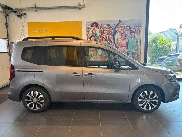 RENAULT Kangoo 1.3 TCe 130 PF Techno EDC-showroom-element-1