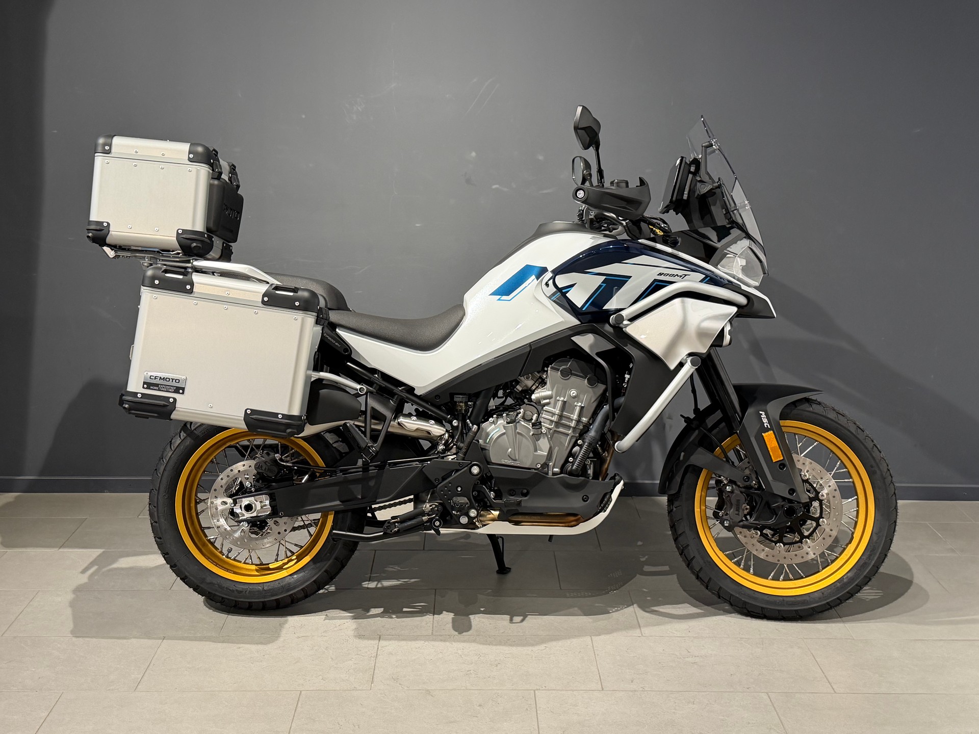 CF MOTO Explore-image-0