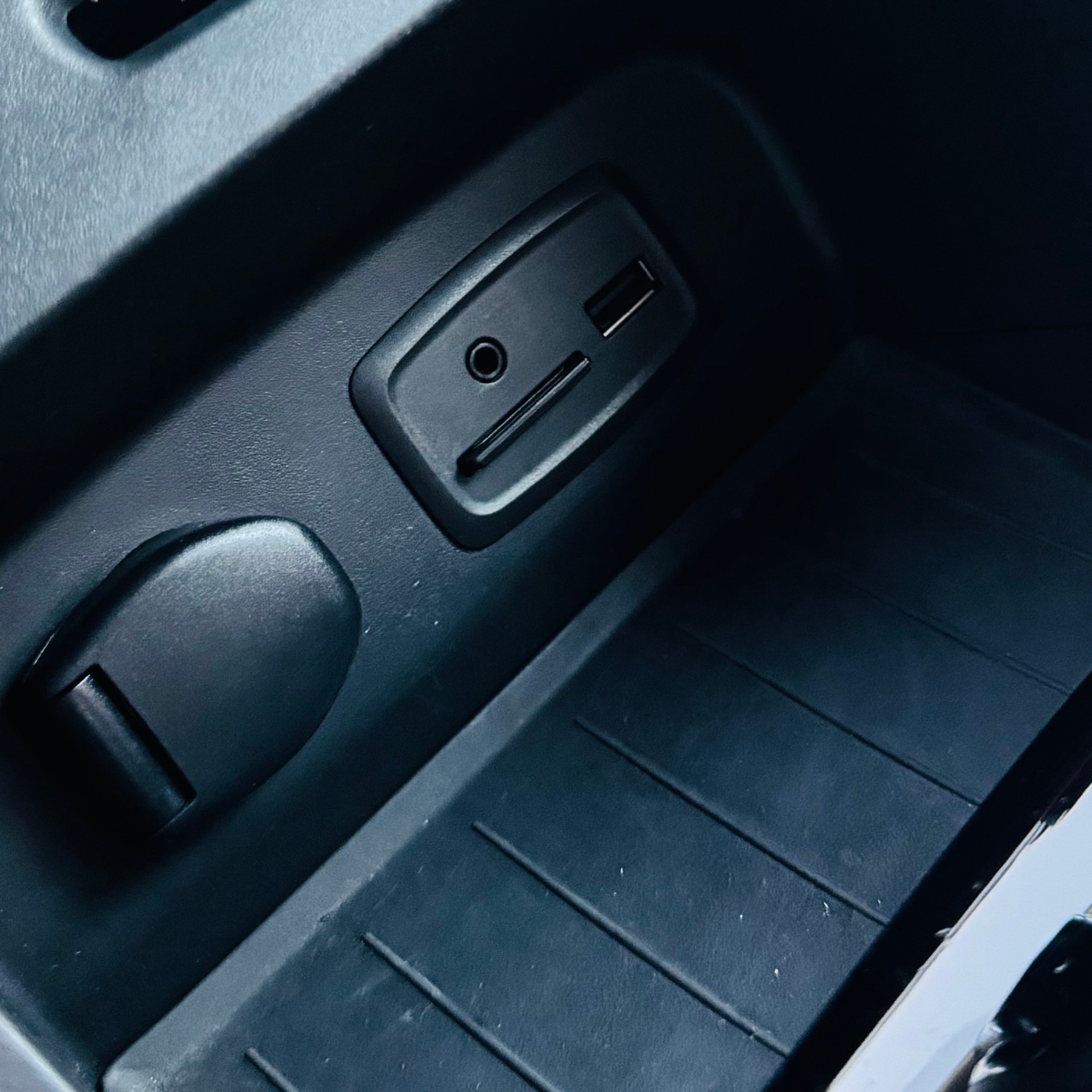 RENAULT Captur 1.2 T 16V Dynamique EDC-image-18