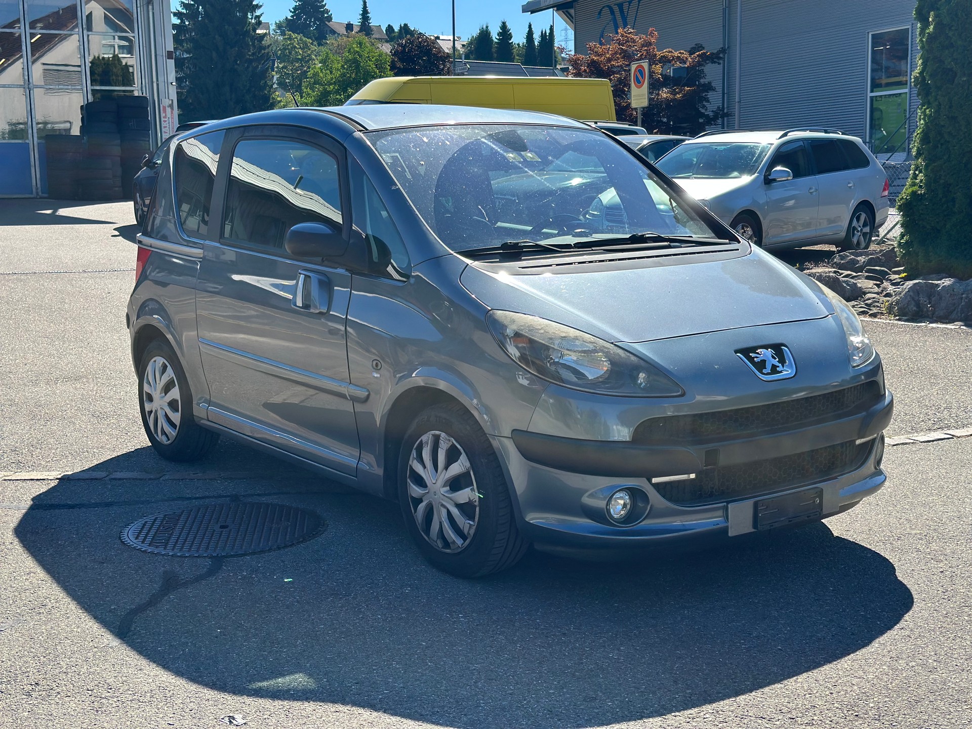 PEUGEOT 1007 1.4 HDI Trendy-showroom-element-3