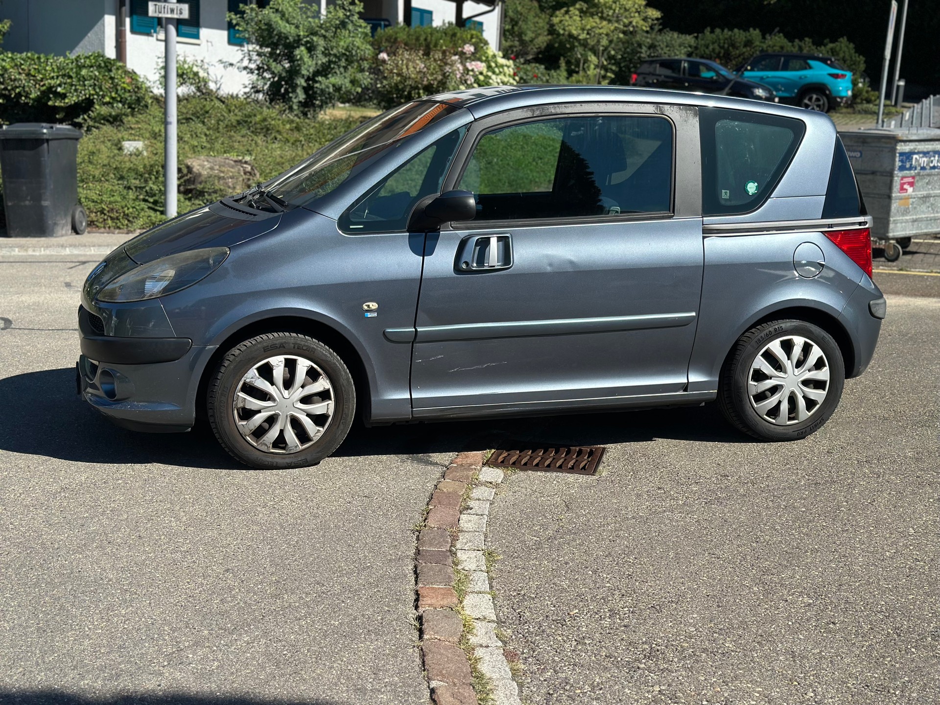 PEUGEOT 1007 1.4 HDI Trendy-showroom-element-1