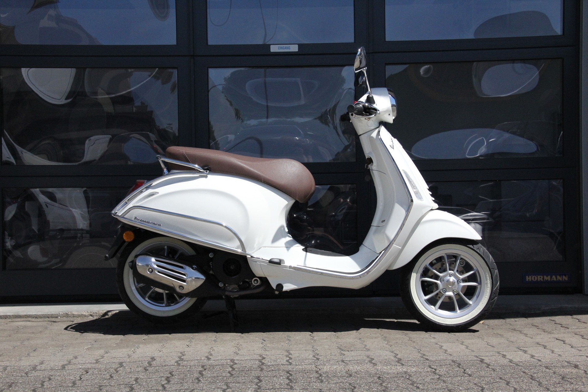 PIAGGIO Vespa Primavera-image-0