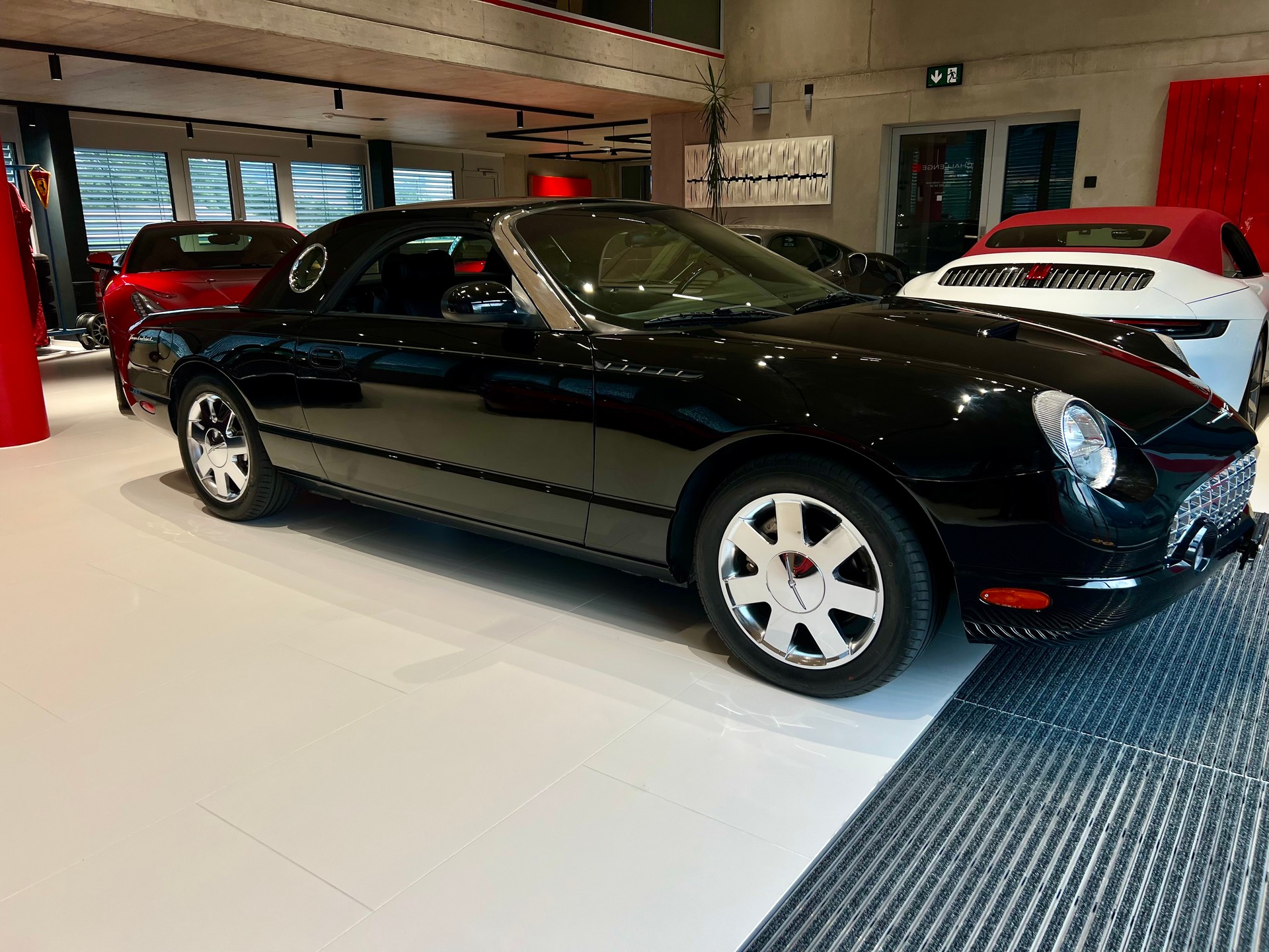 FORD V8 Thunderbird / capote electrique / hard top