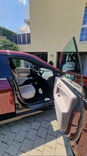 BMW xDrive50-image-3