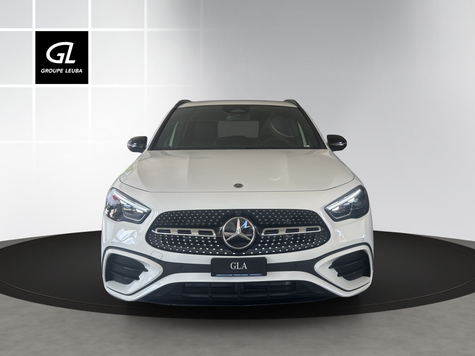 MERCEDES-BENZ GLA 250 4Matic 8G-DCT Swiss Star-showroom-element-3