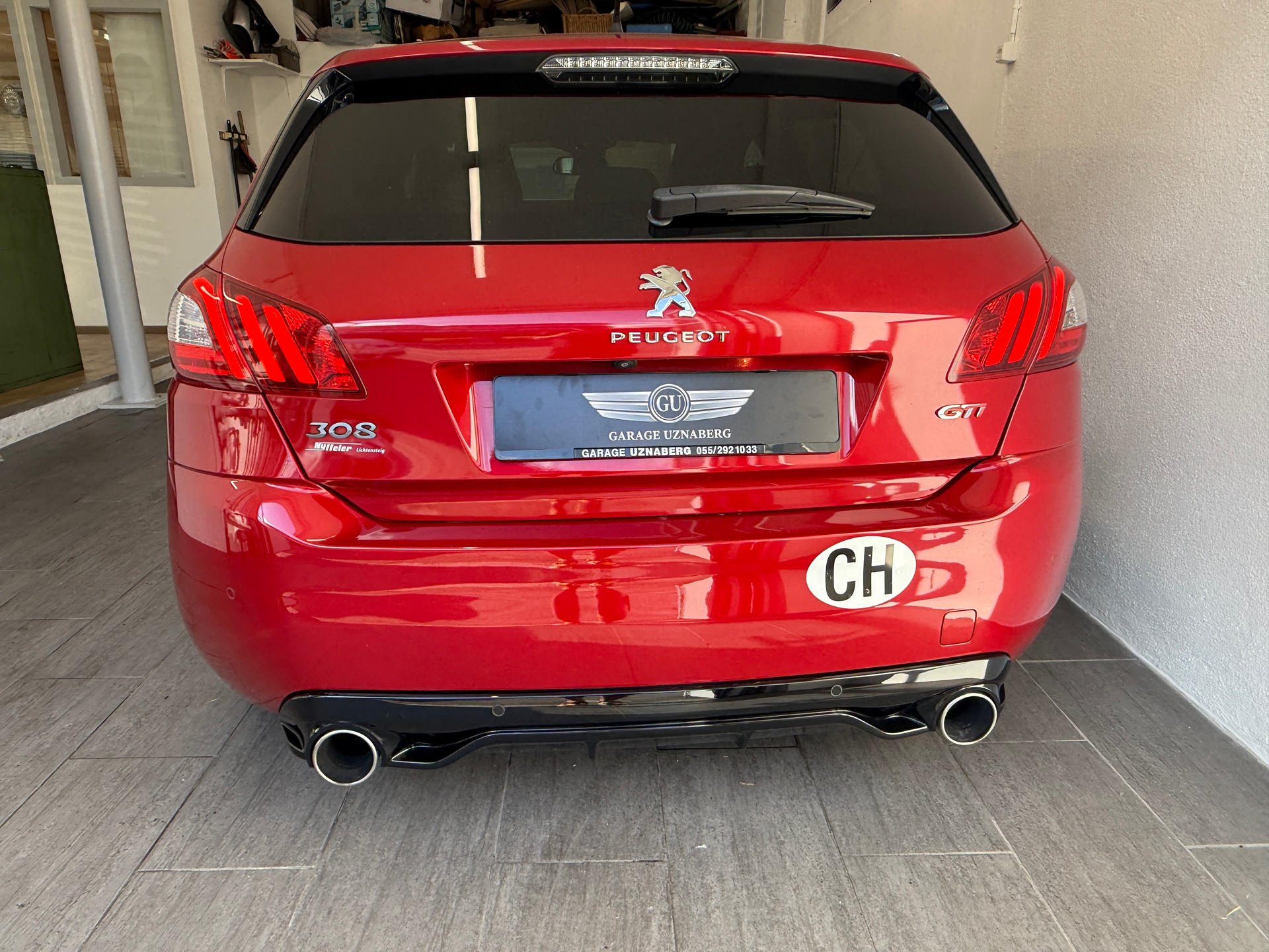 PEUGEOT 308 1.6 GTi Ab 180.-pro Monat-showroom-element-3