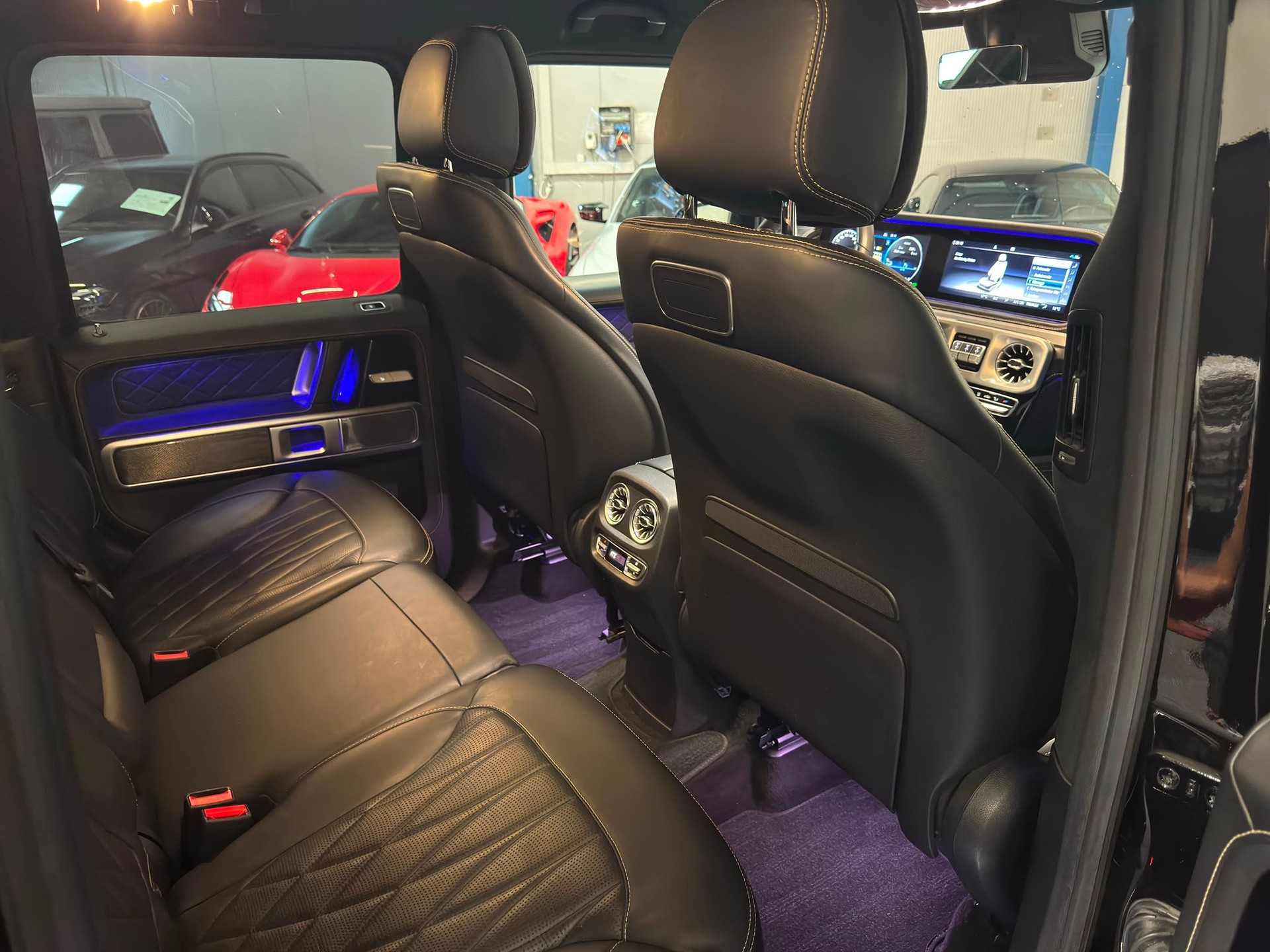 MERCEDES-BENZ G 400 d Stronger Than Time Ed.-image-9