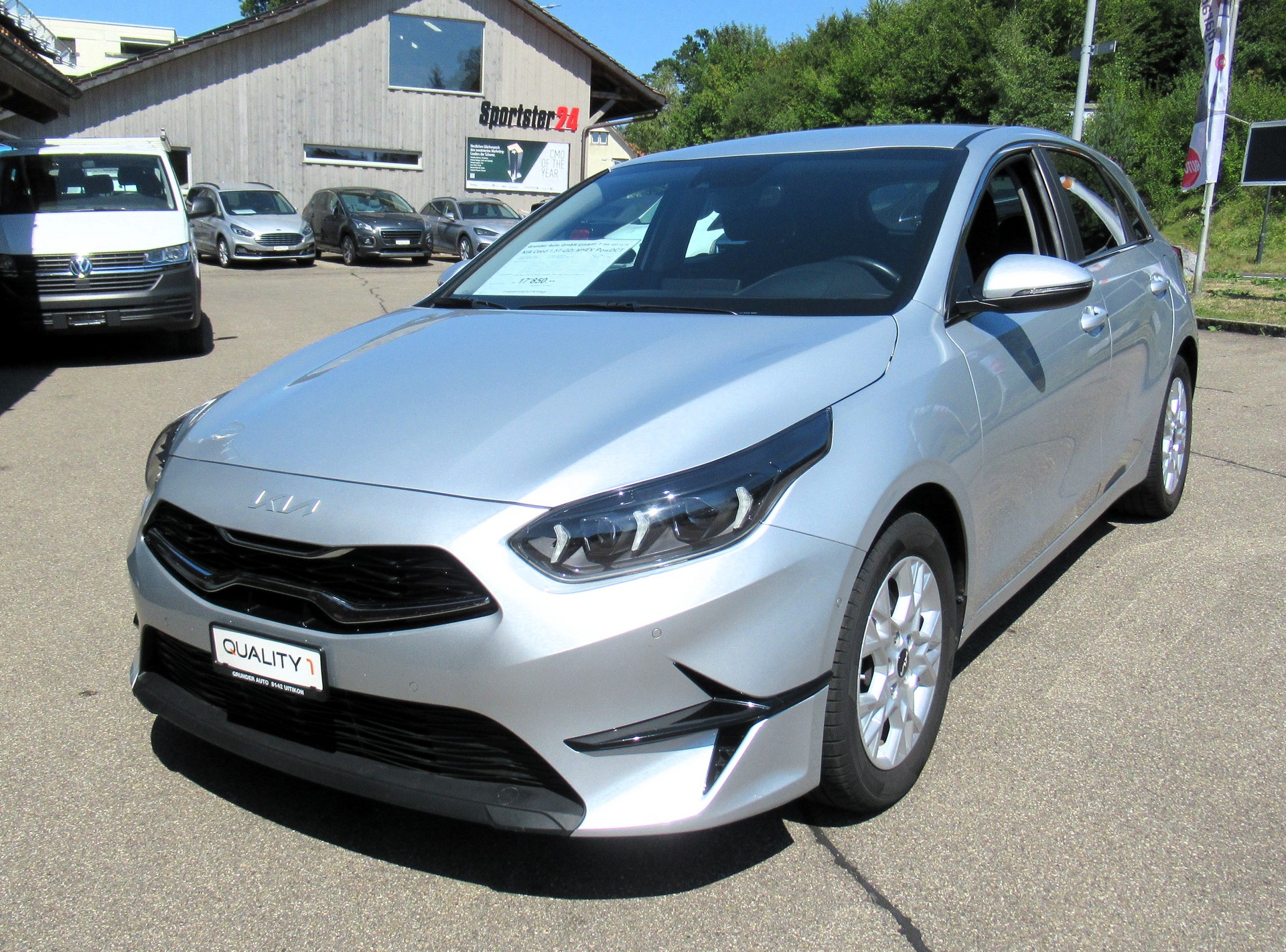 KIA Ceed 1.5 T-GDi MHEV Power DCT-showroom-element-3