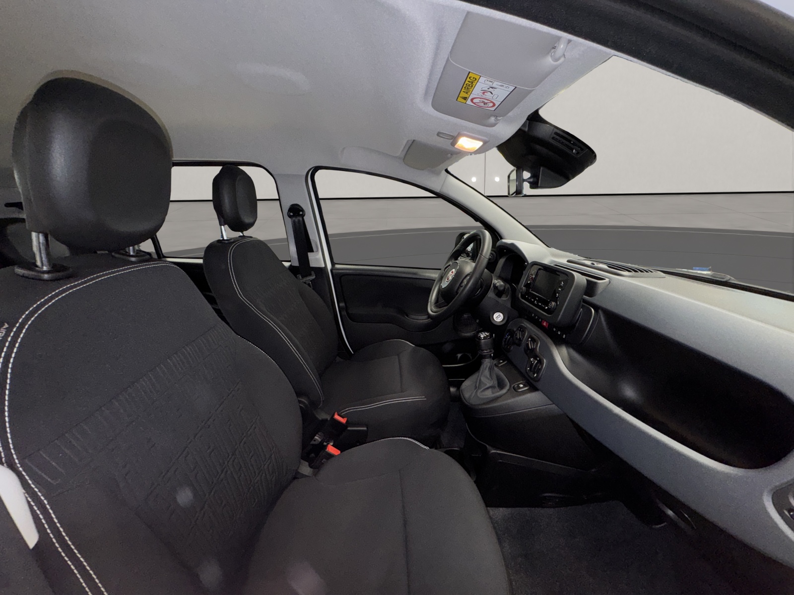 FIAT Pandina 1.0 Hybrid Icon-image-10
