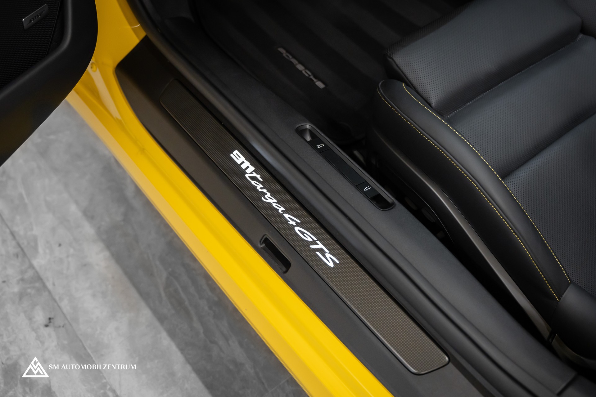 PORSCHE 911 Targa 4 GTS PDK / Werksgarantie / Liftsystem / 360° / PPF-image-20