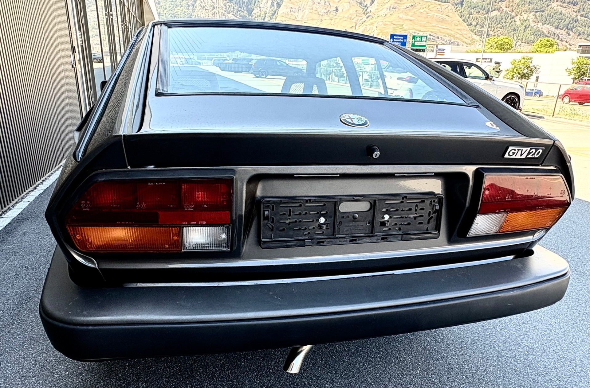 ALFA ROMEO GTV 2.0 L-image-5
