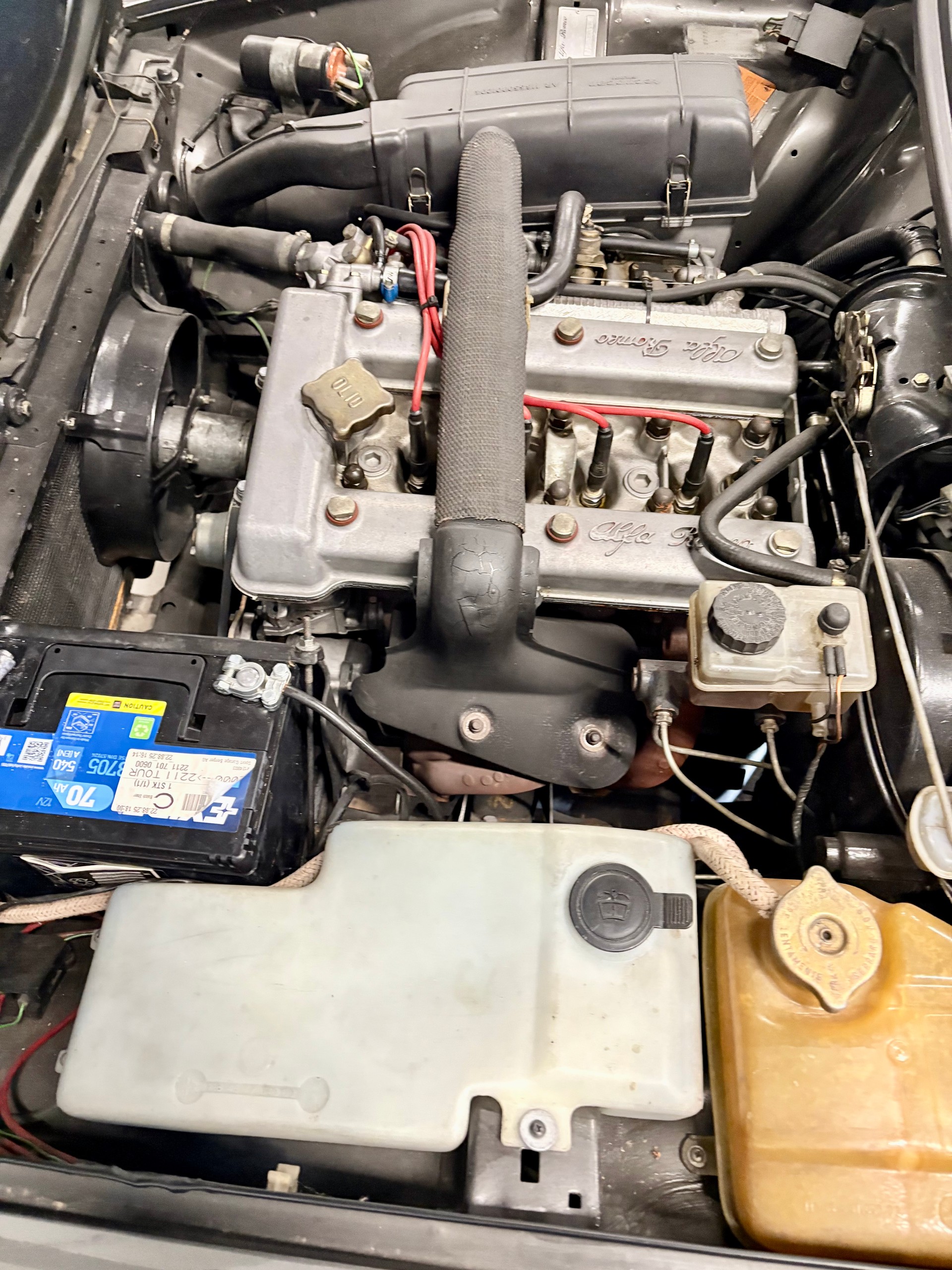 ALFA ROMEO GTV 2.0 L-image-12