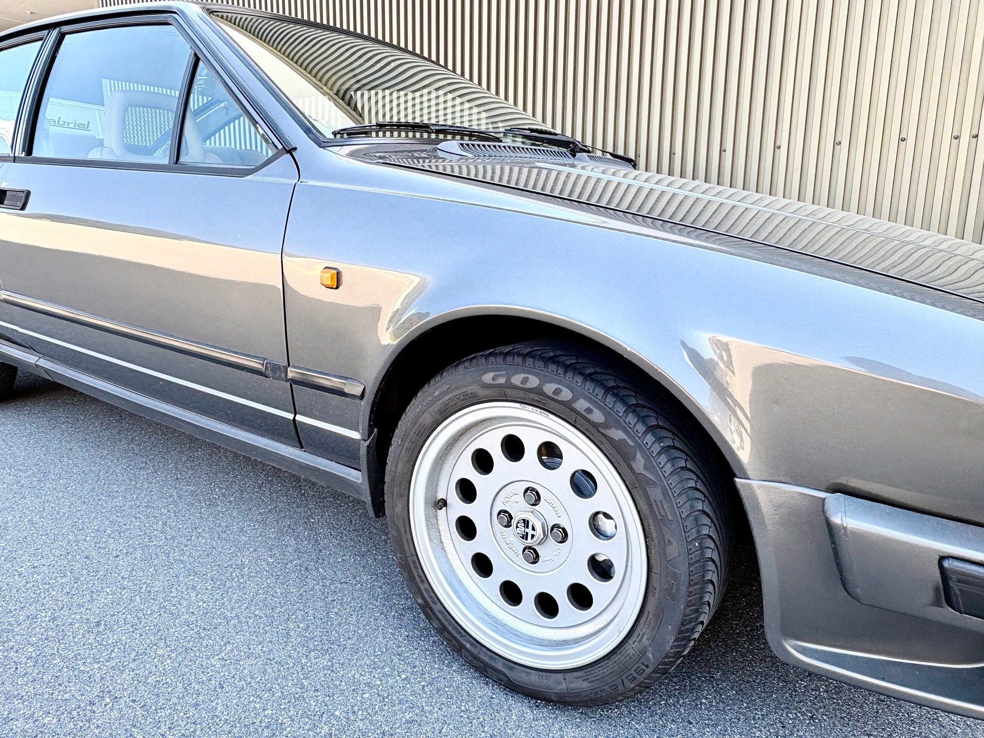 ALFA ROMEO GTV 2.0 L-image-1