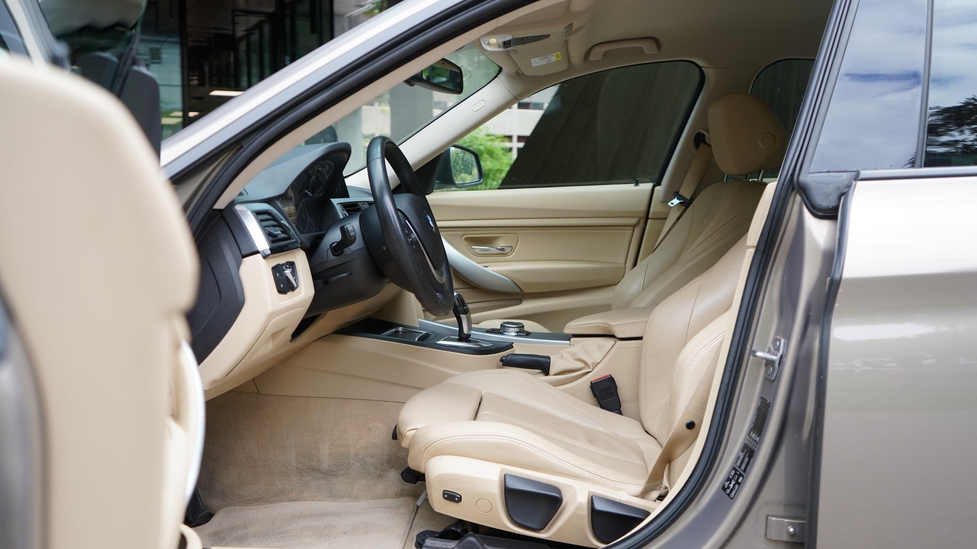 BMW 320d GT xDrive Steptronic-image-6