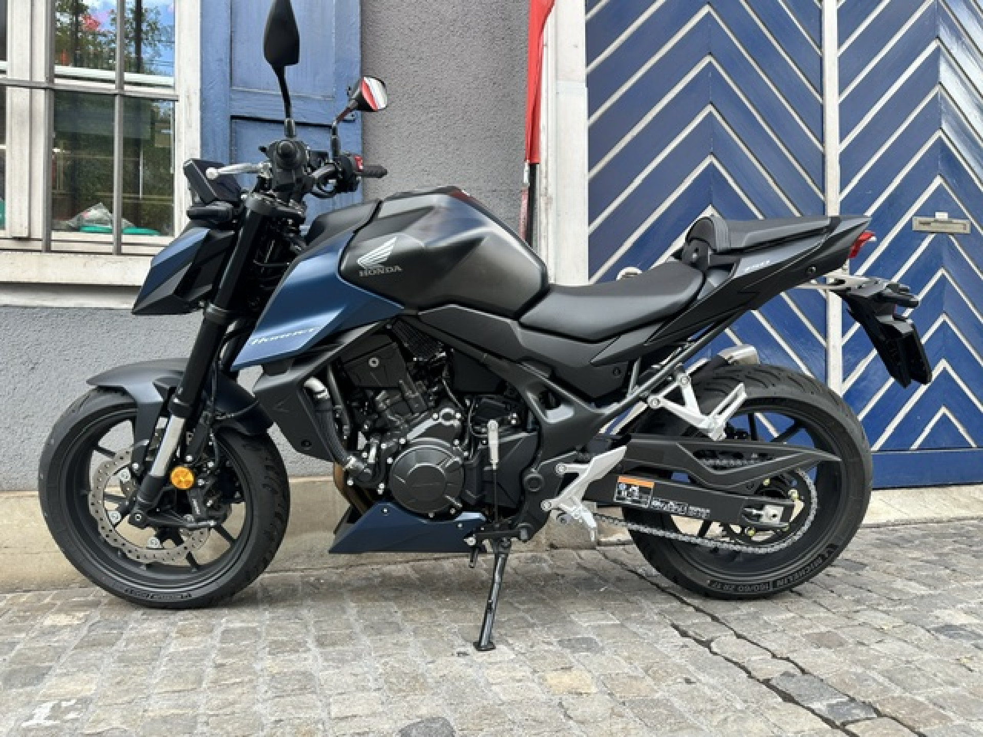 HONDA CB 750 Hornet E-Clutch Modell 2026 35KW-image-2
