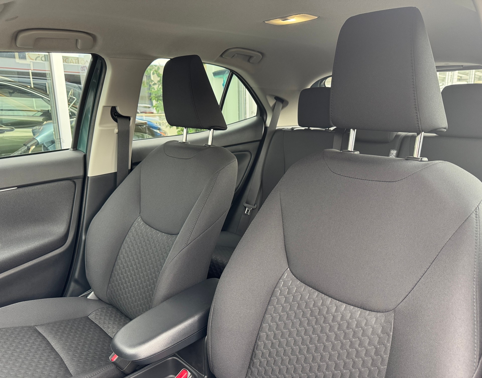 TOYOTA Yaris Cross 1.5 Comfort e-CVT-image-11