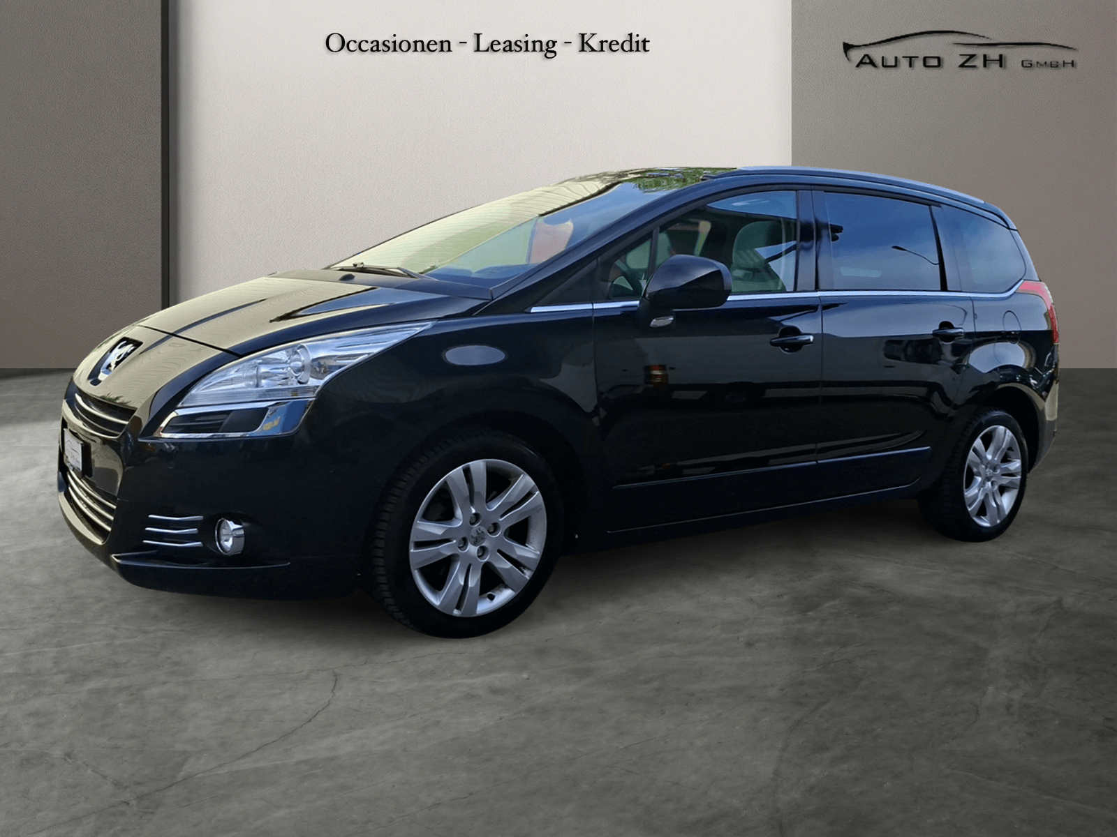 PEUGEOT 5008 1.6 16V T Sport Pack Automatic