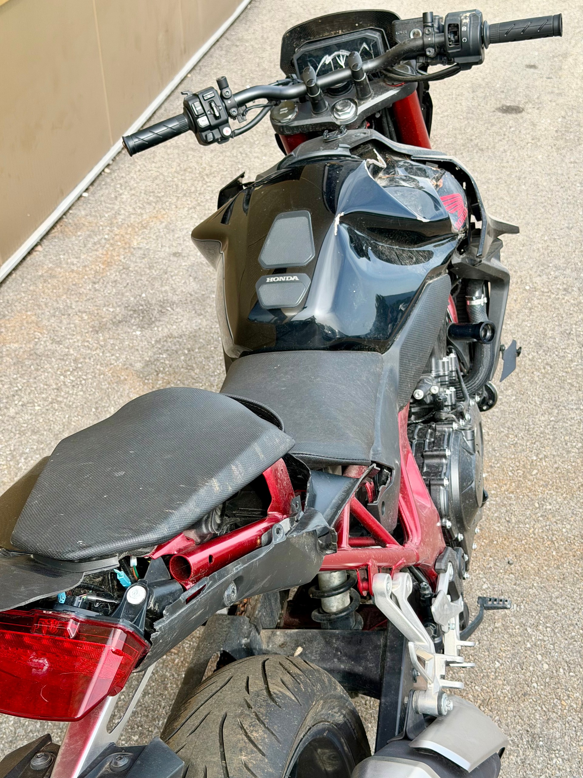 HONDA CB 750 Hornet (35kW)-image-5
