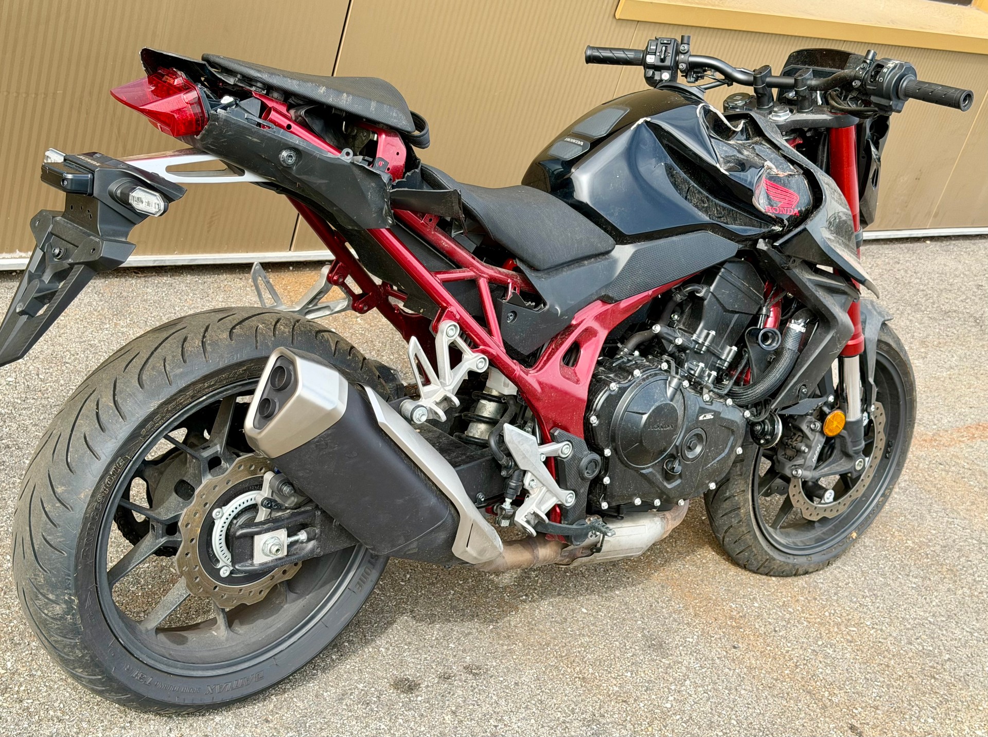 HONDA CB 750 Hornet (35kW)-image-3