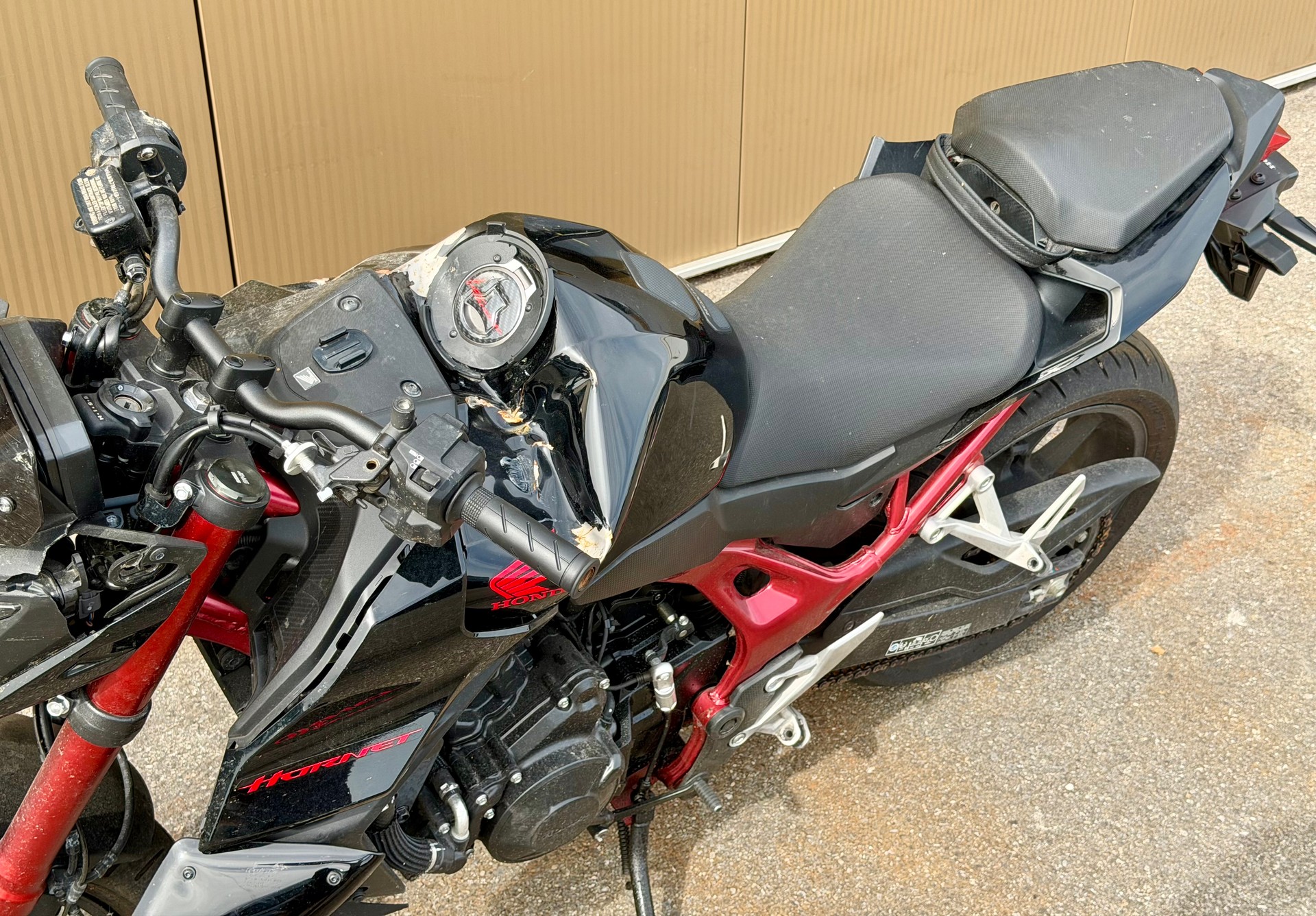 HONDA CB 750 Hornet (35kW)-image-10