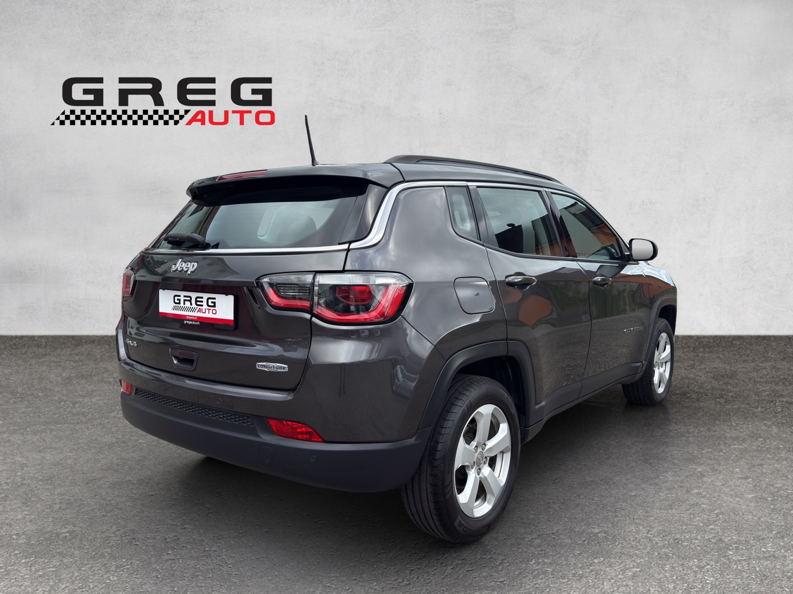 JEEP Compass 2.0CRD Longtitude AWD 9ATX-showroom-element-3