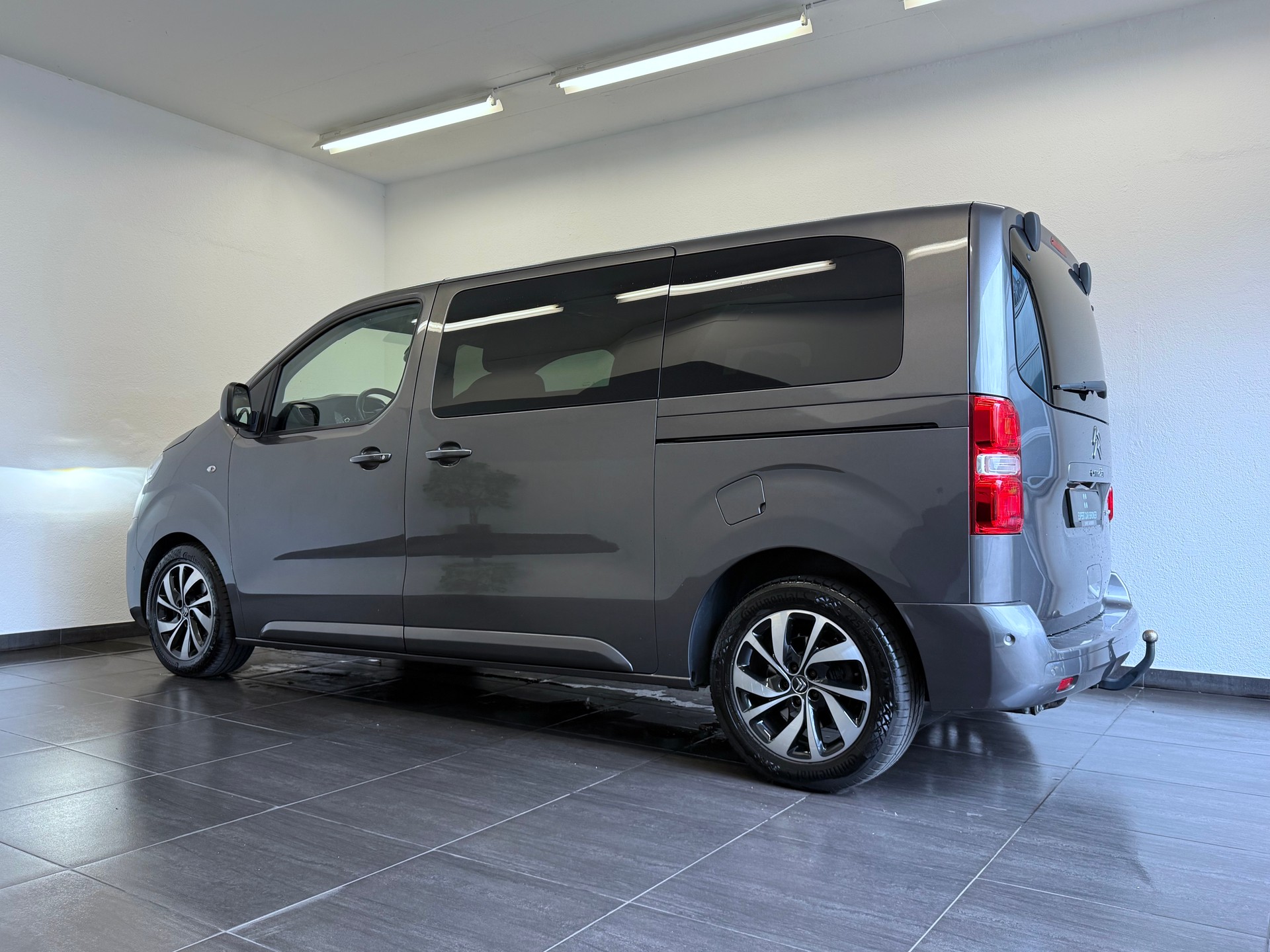 CITROEN Spacetourer 2.0 BlueHDi Shine M EAT-image-6