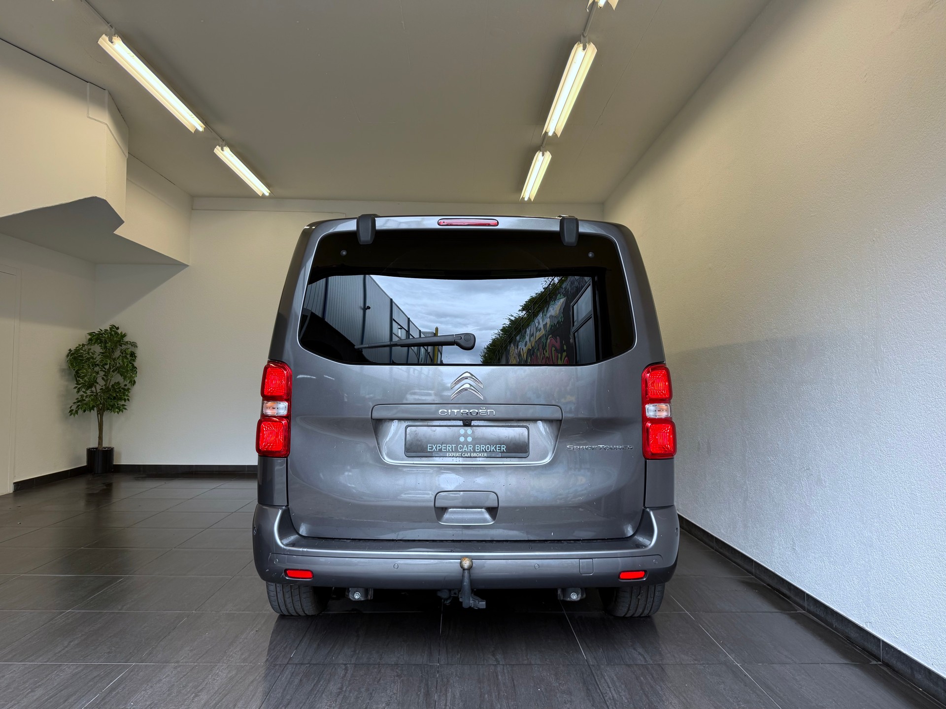 CITROEN Spacetourer 2.0 BlueHDi Shine M EAT-image-10